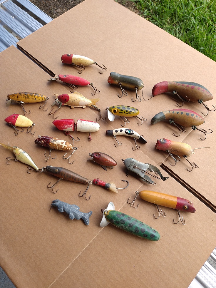 Miscellaneous antique fishing lures  Antique fishing lures, Vintage  fishing lures, Fish