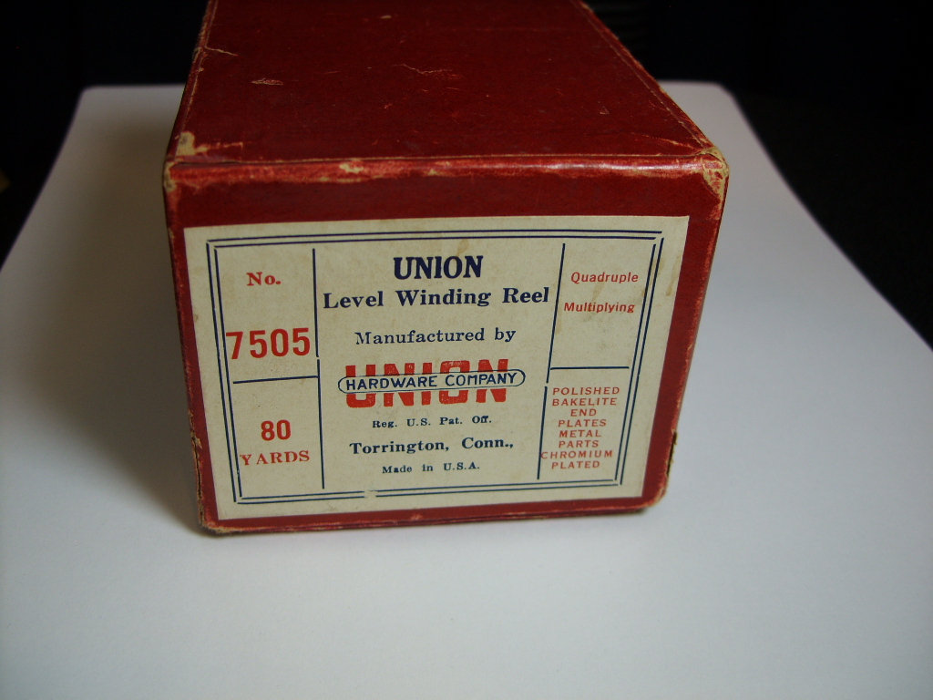 Union Hardware Co. Skeleton No. 7115S 80 Yard with Original Box,  Torrington, Conn. Circa-1923 — VINTAGE FISHING REELS