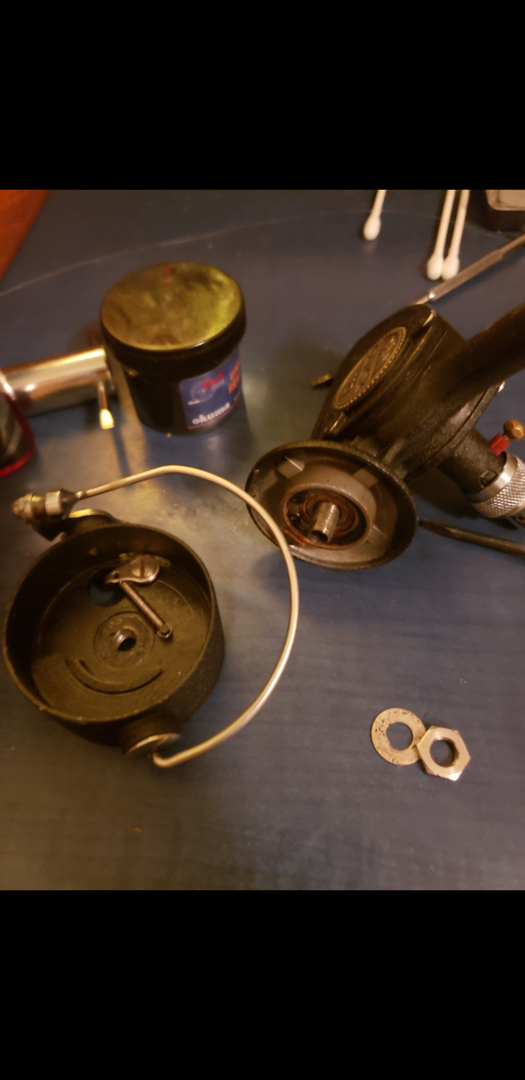 How to get to ball bearings of Dam quick 110 - Reel Talk - ORCA